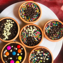 Chocolate Pot Cake (One Person Size)