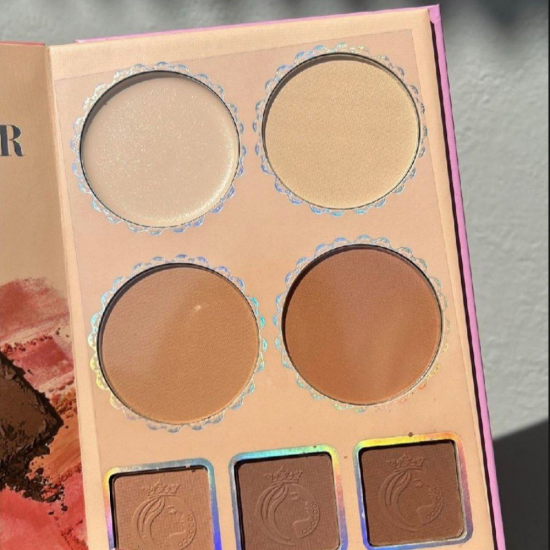 IGOODCO 4 Pages Book Shape Matte Eyeshadow Palette IGOODCO 4 Pages Book Shape Matte Eyeshadow Palette