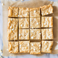 Banana flavoured blondies