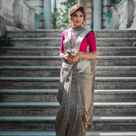 Banarasi Silk Saree with blouce Banarasi Silk Saree with blouce